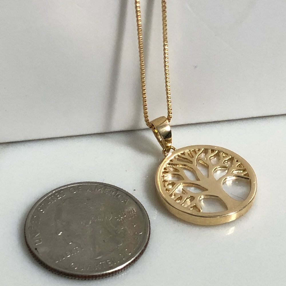 18k GF Nacar Shell Family Tree Necklace - Picture 7 of 9